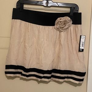 Stooshy Cream and Black Dressy Skirt NWT